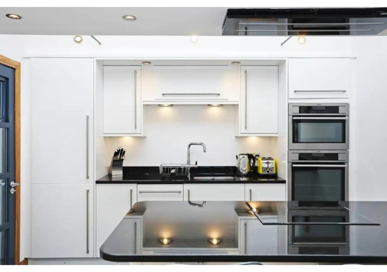Ferienwohnung Altido Cosy 2-Bed Apt In The Old Town With Mezzanine Edinburgh Exterior foto
