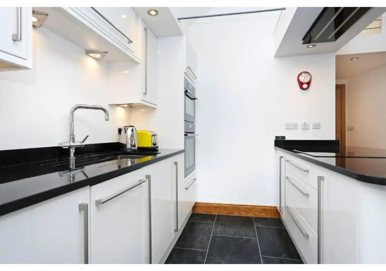 Ferienwohnung Altido Cosy 2-Bed Apt In The Old Town With Mezzanine Edinburgh Exterior foto